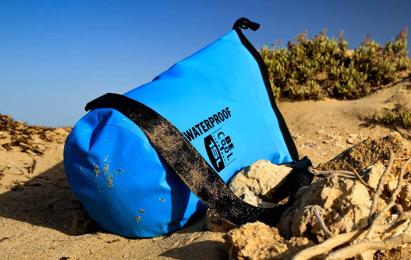 Cooler Bag - Hands-Free, Collapsible, Waterproof and Soft-Sided, This Highly Portable Cooler is an Ideal for Hiking, The Beach, Picnics and Camping
