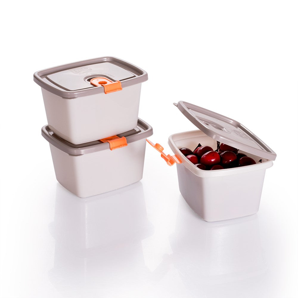 Plastic Food Storage Containers w/attached Lids. Multi sizes Containers (Beige & Orange)