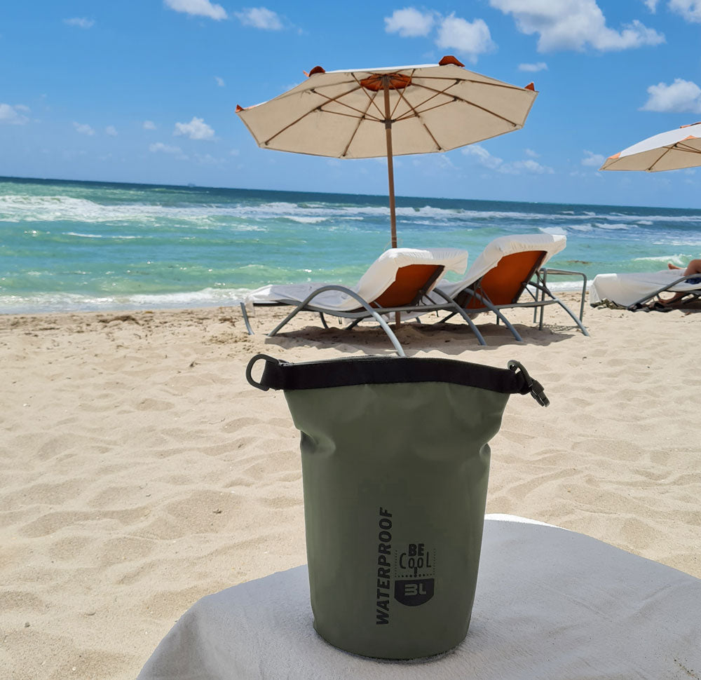 Cooler Bag - Hands-Free, Collapsible, Waterproof and Soft-Sided, This Highly Portable Cooler is an Ideal for Hiking, The Beach, Picnics and Camping