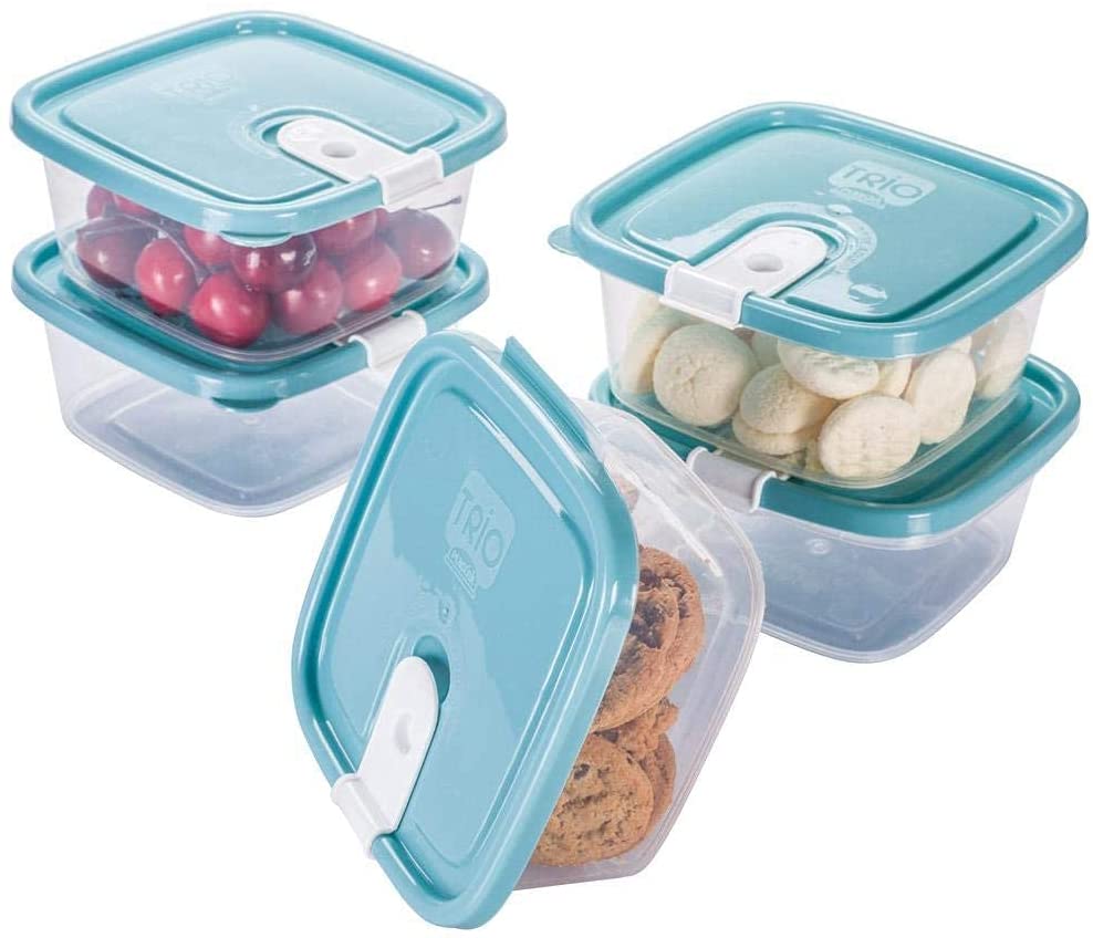 Plastic Food Storage Containers w/attached Lids. Multi sizes Containers