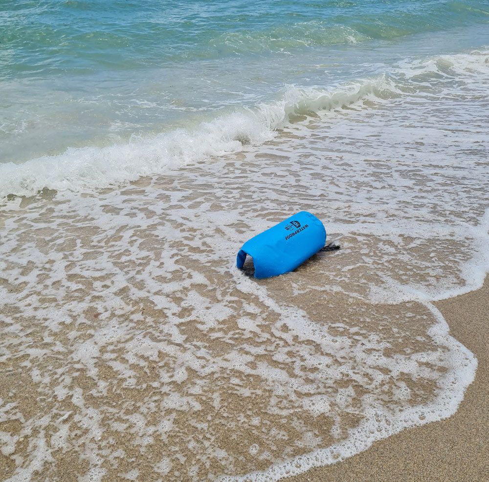 Cooler Bag - Hands-Free, Collapsible, Waterproof and Soft-Sided, This Highly Portable Cooler is an Ideal for Hiking, The Beach, Picnics and Camping